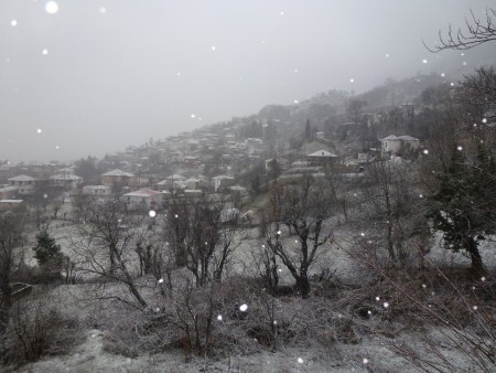 ΧΙΟΝΙΣΜΕΝΟ ΤΟΠΙΟ