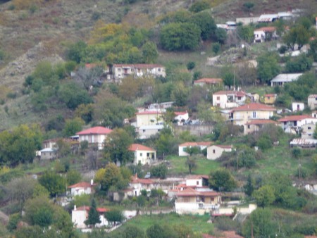 Η ΔΥΤΙΚΗ ΠΛΕΥΡΑ ΤΟΥ ΧΩΡΙΟΥ